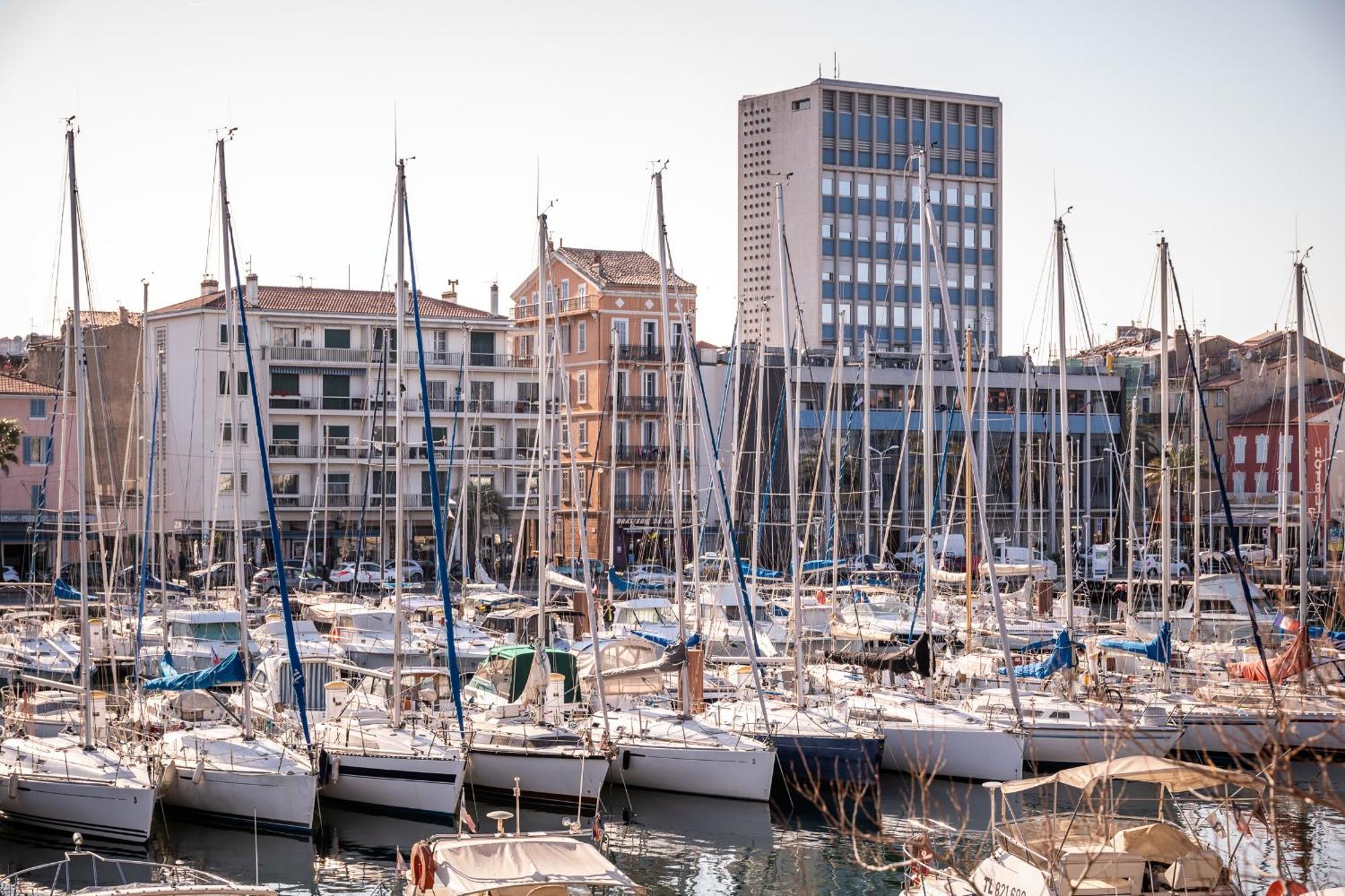 Hotel Mercure Toulon La Seyne-Sur-Mer Exterior foto